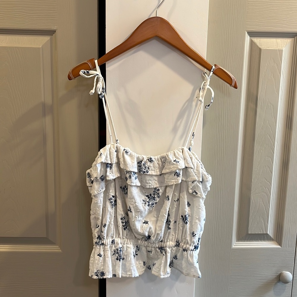 American Eagle Floral Ruffle Tank